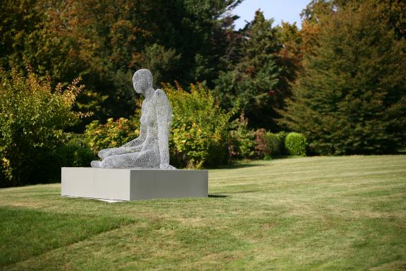 Le Borgne, Cédric: Femme assise (2011)