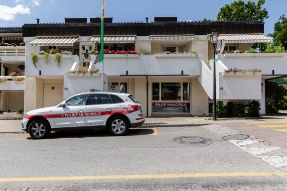 Poste de police municipale de Cologny, chemin de la Mairie 15